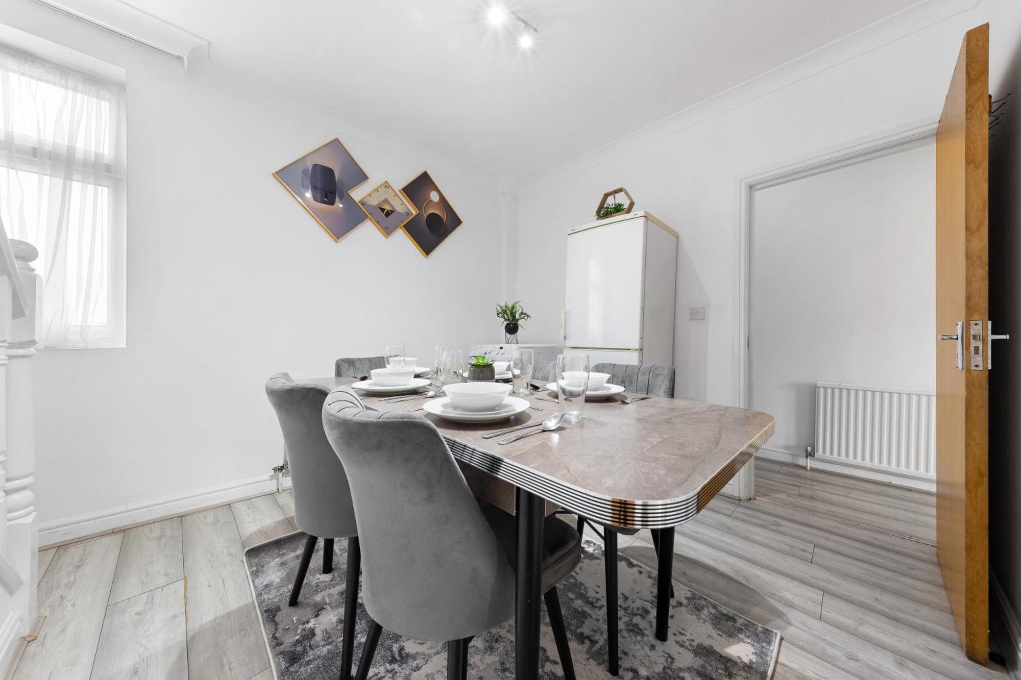 Green Hype - 10 Mins To Stadium - Sleeps 8 Londyn Zewnętrze zdjęcie