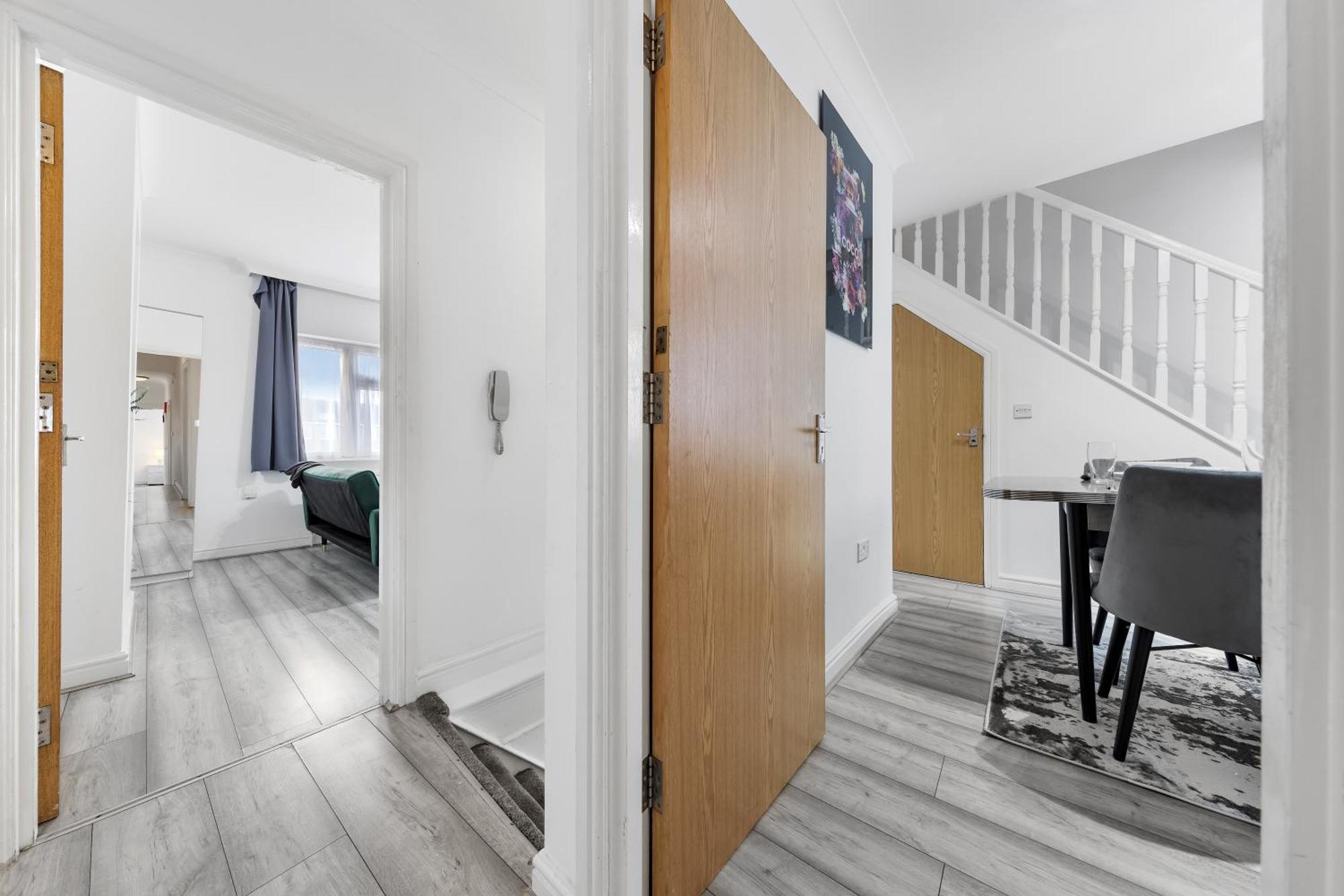 Green Hype - 10 Mins To Stadium - Sleeps 8 Londyn Zewnętrze zdjęcie